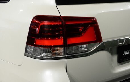 Toyota Land Cruiser 200, 2021 год, 8 700 000 рублей, 10 фотография