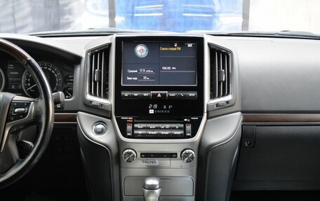Toyota Land Cruiser 200, 2021 год, 8 700 000 рублей, 14 фотография