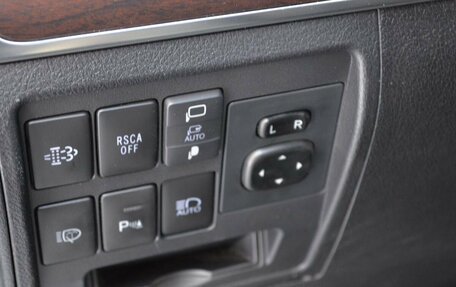 Toyota Land Cruiser 200, 2021 год, 8 700 000 рублей, 22 фотография