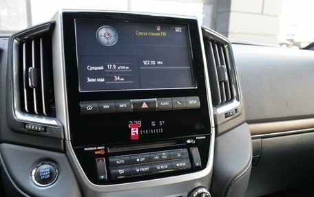 Toyota Land Cruiser 200, 2021 год, 8 700 000 рублей, 20 фотография
