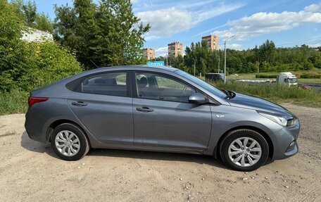 Hyundai Solaris II рестайлинг, 2020 год, 1 550 000 рублей, 4 фотография