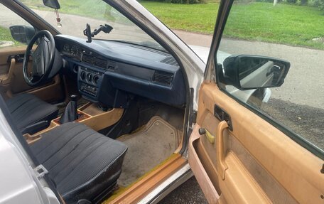 Mercedes-Benz 190 (W201), 1992 год, 100 000 рублей, 7 фотография