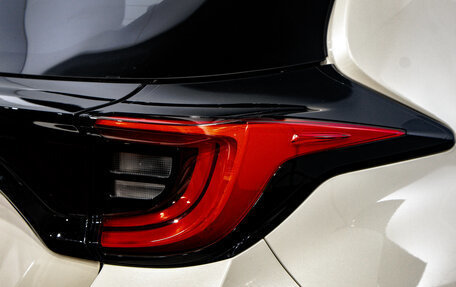 Toyota Yaris, 2021 год, 1 799 000 рублей, 9 фотография