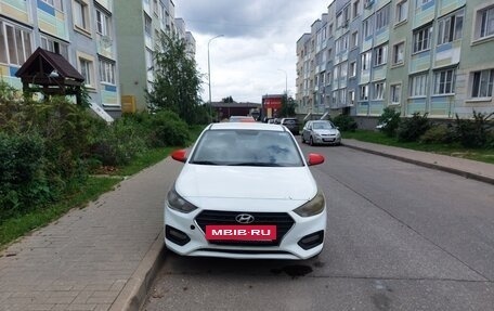 Hyundai Solaris II рестайлинг, 2018 год, 870 000 рублей, 4 фотография