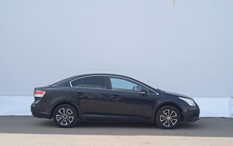 Toyota Avensis III рестайлинг, 2009 год, 795 000 рублей, 4 фотография