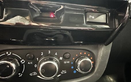 Renault Duster I рестайлинг, 2015 год, 980 000 рублей, 17 фотография