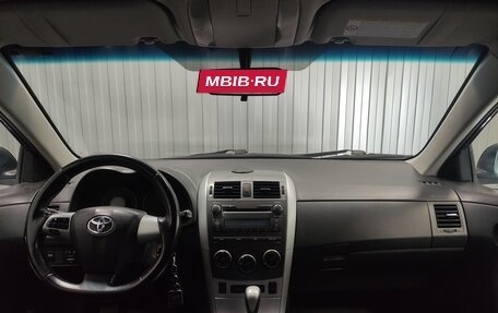 Toyota Corolla, 2011 год, 930 000 рублей, 8 фотография