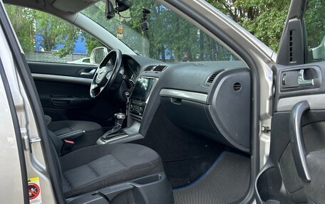 Skoda Octavia, 2011 год, 1 100 000 рублей, 9 фотография