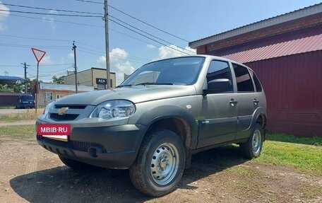 Chevrolet Niva I рестайлинг, 2012 год, 645 000 рублей, 5 фотография