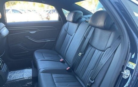 Audi A8, 2025 год, 9 834 696 рублей, 6 фотография
