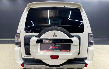 Mitsubishi Pajero IV, 2011 год, 1 700 000 рублей, 5 фотография
