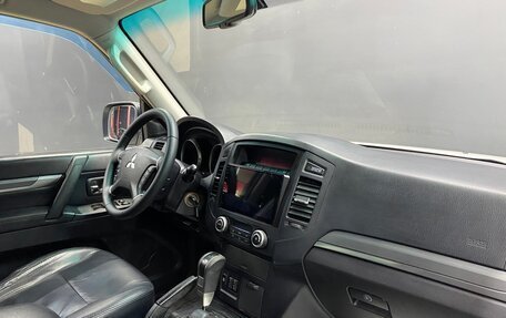 Mitsubishi Pajero IV, 2011 год, 1 700 000 рублей, 9 фотография