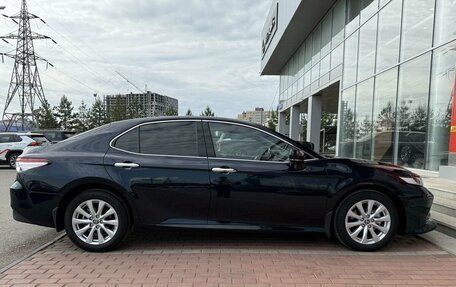 Toyota Camry, 2020 год, 3 590 000 рублей, 5 фотография