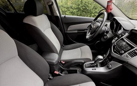 Chevrolet Cruze II, 2011 год, 790 000 рублей, 10 фотография