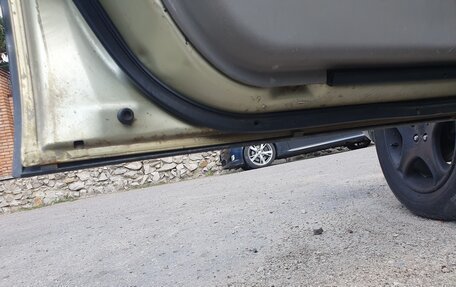 Subaru Forester, 2000 год, 300 000 рублей, 13 фотография