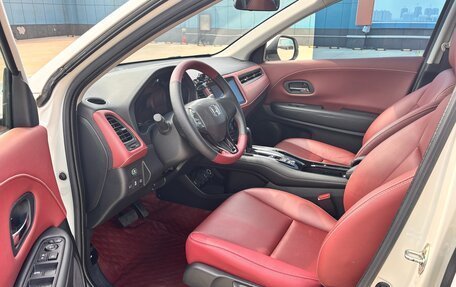 Honda Vezel, 2022 год, 1 540 000 рублей, 21 фотография