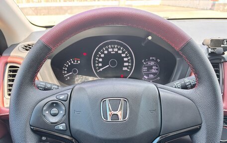 Honda Vezel, 2022 год, 1 540 000 рублей, 25 фотография