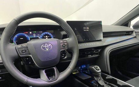 Toyota Camry, 2025 год, 4 299 000 рублей, 10 фотография