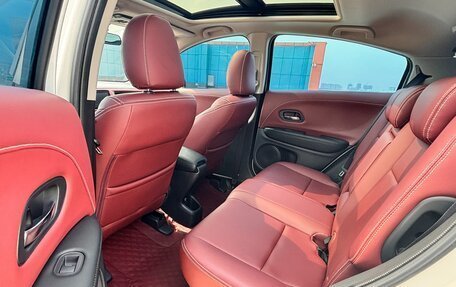 Honda Vezel, 2022 год, 1 540 000 рублей, 38 фотография