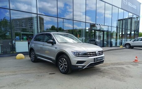 Volkswagen Tiguan II, 2019 год, 2 945 500 рублей, 3 фотография