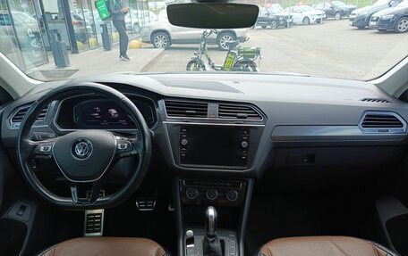 Volkswagen Tiguan II, 2019 год, 2 945 500 рублей, 17 фотография