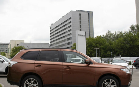 Mitsubishi Outlander III рестайлинг 3, 2012 год, 1 115 000 рублей, 4 фотография