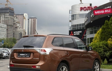 Mitsubishi Outlander III рестайлинг 3, 2012 год, 1 115 000 рублей, 5 фотография