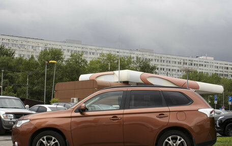 Mitsubishi Outlander III рестайлинг 3, 2012 год, 1 115 000 рублей, 8 фотография
