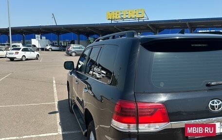 Toyota Land Cruiser 200, 2020 год, 7 500 000 рублей, 9 фотография