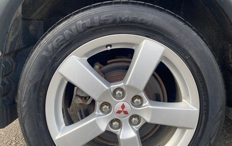 Mitsubishi Outlander III рестайлинг 3, 2018 год, 2 470 000 рублей, 20 фотография