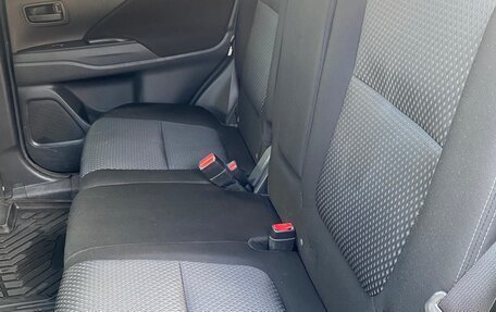 Mitsubishi Outlander III рестайлинг 3, 2018 год, 2 470 000 рублей, 24 фотография