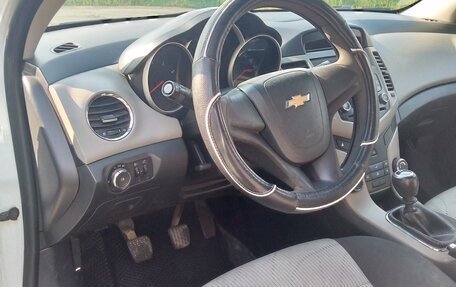 Chevrolet Cruze II, 2012 год, 660 000 рублей, 5 фотография