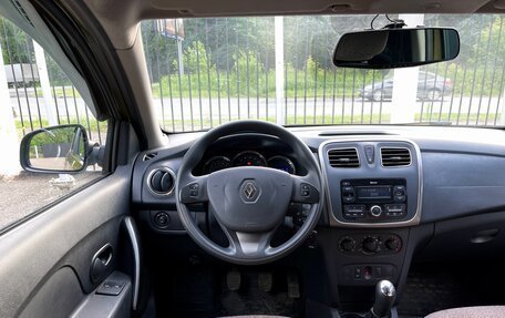 Renault Sandero II рестайлинг, 2017 год, 1 299 000 рублей, 19 фотография