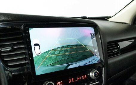 Mitsubishi Outlander III рестайлинг 3, 2020 год, 1 999 585 рублей, 18 фотография