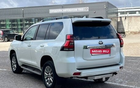 Toyota Land Cruiser Prado 150 рестайлинг 2, 2019 год, 5 190 000 рублей, 2 фотография
