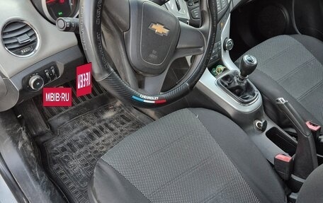 Chevrolet Cruze II, 2014 год, 900 000 рублей, 4 фотография