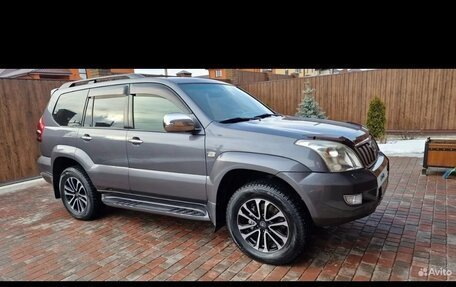 Toyota Land Cruiser Prado 120 рестайлинг, 2006 год, 2 180 000 рублей, 15 фотография