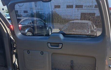 Toyota Land Cruiser Prado 120 рестайлинг, 2006 год, 2 180 000 рублей, 28 фотография