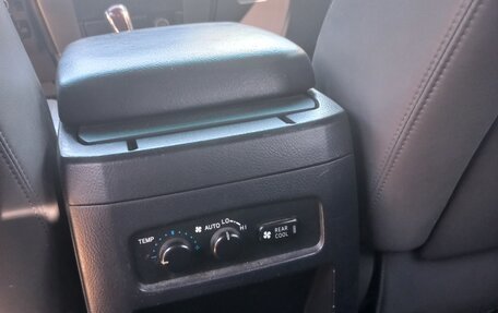 Toyota Land Cruiser Prado 120 рестайлинг, 2006 год, 2 180 000 рублей, 26 фотография