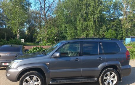 Toyota Land Cruiser Prado 120 рестайлинг, 2006 год, 2 180 000 рублей, 29 фотография