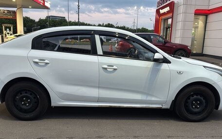 KIA Rio IV, 2019 год, 820 000 рублей, 3 фотография