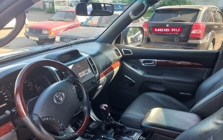 Toyota Land Cruiser Prado 120 рестайлинг, 2006 год, 2 180 000 рублей, 23 фотография