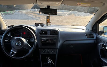 Volkswagen Polo VI (EU Market), 2012 год, 850 000 рублей, 4 фотография