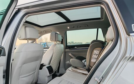 Volkswagen Passat B8 рестайлинг, 2020 год, 3 200 000 рублей, 9 фотография