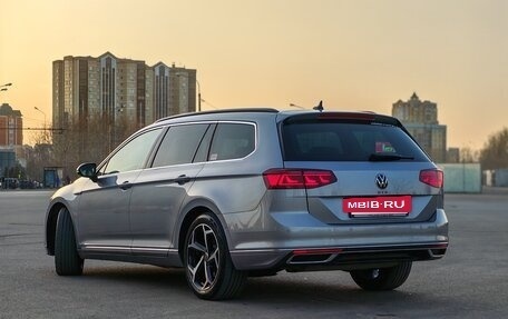 Volkswagen Passat B8 рестайлинг, 2020 год, 3 200 000 рублей, 3 фотография