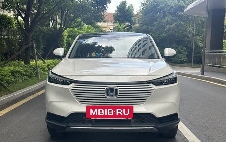 Honda Vezel, 2023 год, 1 800 000 рублей, 2 фотография