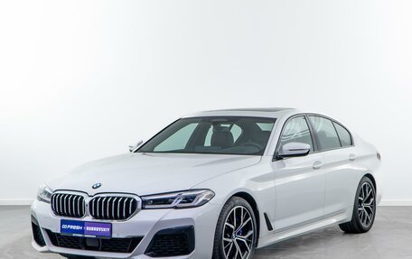 BMW 5 серия, 2021 год, 5 800 000 рублей, 6 фотография