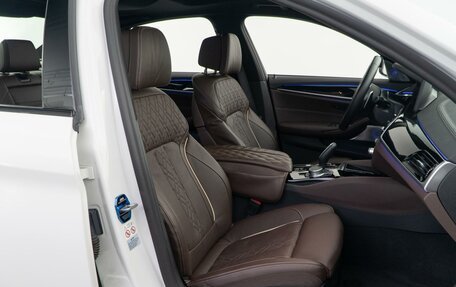 BMW 5 серия, 2021 год, 5 800 000 рублей, 9 фотография