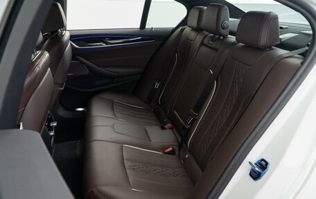 BMW 5 серия, 2021 год, 5 800 000 рублей, 12 фотография