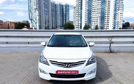 Hyundai Solaris II рестайлинг, 2014 год, 1 107 000 рублей, 3 фотография
